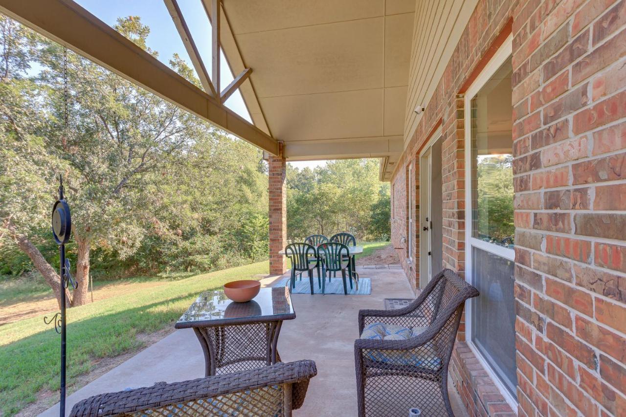 Quaint Noble Home 6 Mi To University Of Oklahoma! Norman Exterior photo
